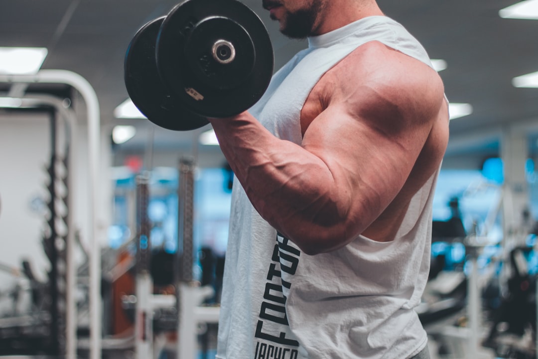 Arm training with light loads