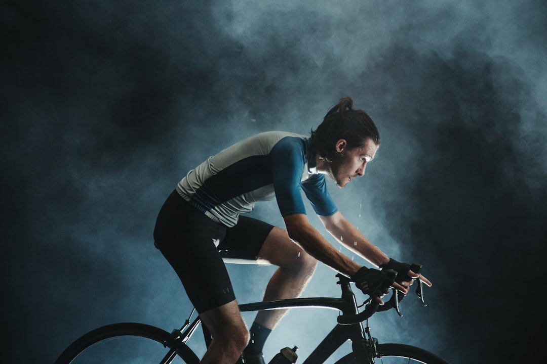 Cyclist training with heart rate monitoring