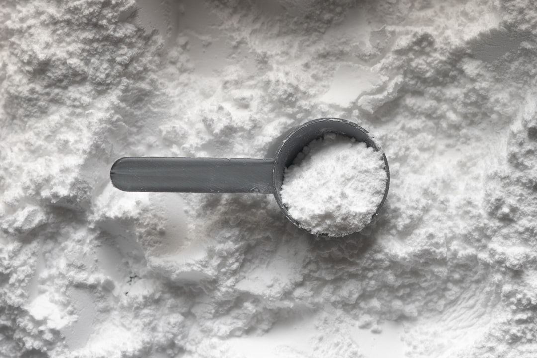 Protein Timing: What the New Research Says About the Anabolic Window and Muscle Gain